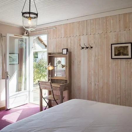 Maison De 4* Mézos