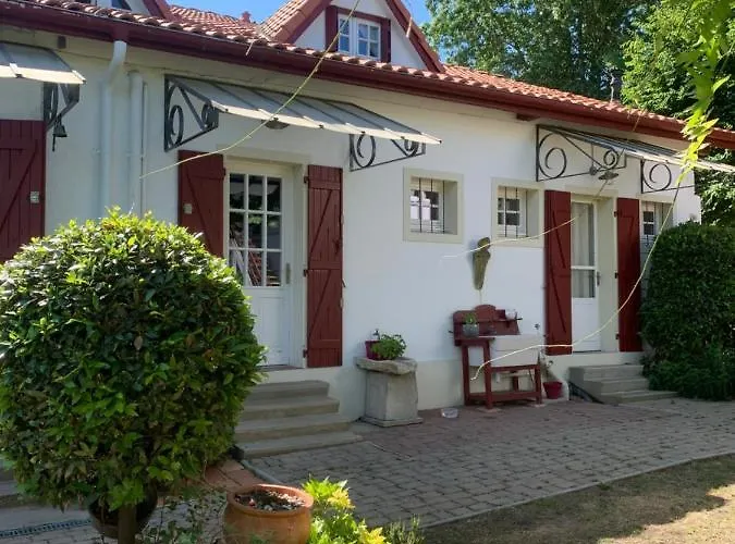 Maison De