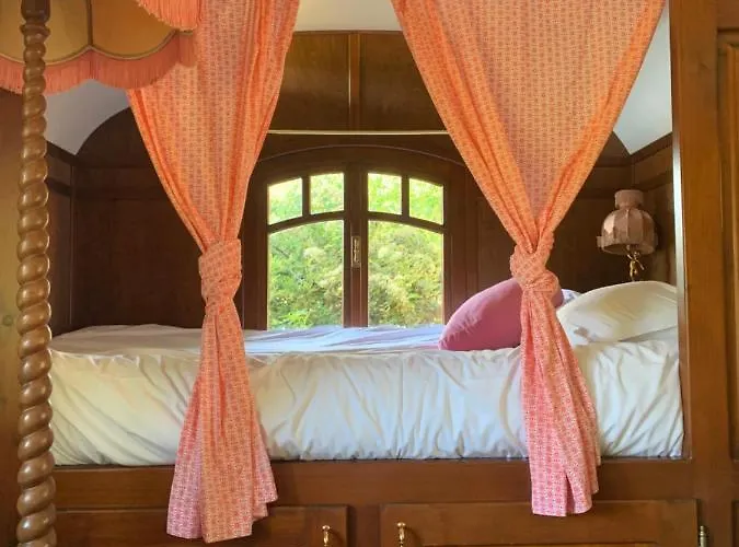 Maison De