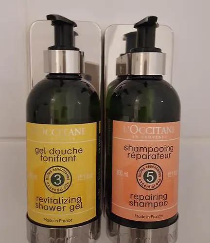 Maison De Penzion Mézos